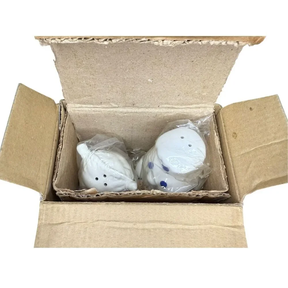 Vintage Pillsbury Doughboy & Flour Sack Ceramic Salt & Pepper Shakers 1998 NEW